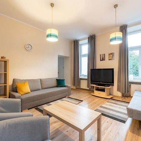 Essence Of Lodz-145M!Central-Secured-Comfy18Ppl!&Freeparking מראה חיצוני תמונה