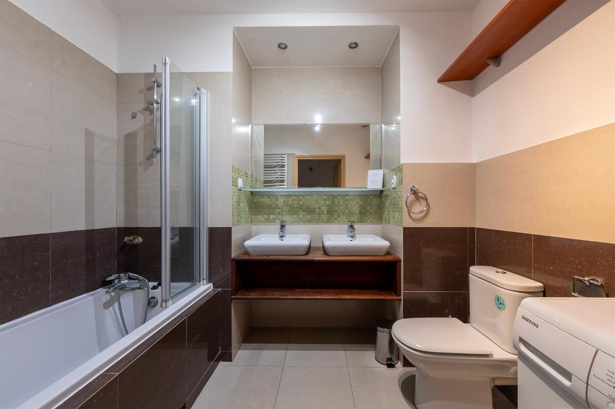 Essence Of Lodz-145M!Central-Secured-Comfy18Ppl!&Freeparking מראה חיצוני תמונה